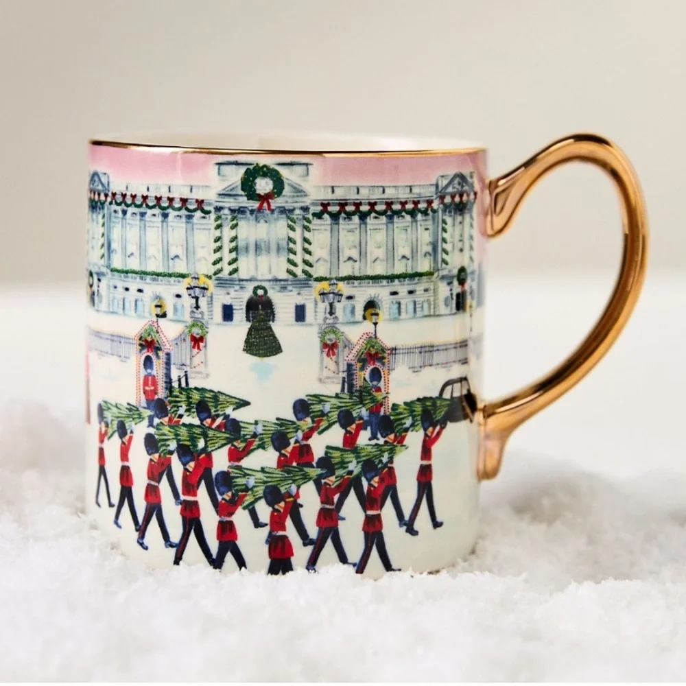 Holiday in the city London Gold Mug